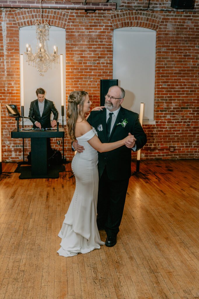 bride and father traditional first dance